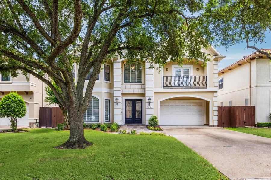Property photo for 5311 Patrick Henry Street, Bellaire, TX