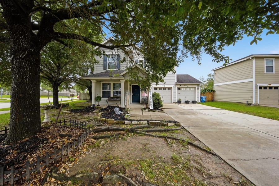 Property photo for 6503 Fairbrook Park Lane, Spring, TX