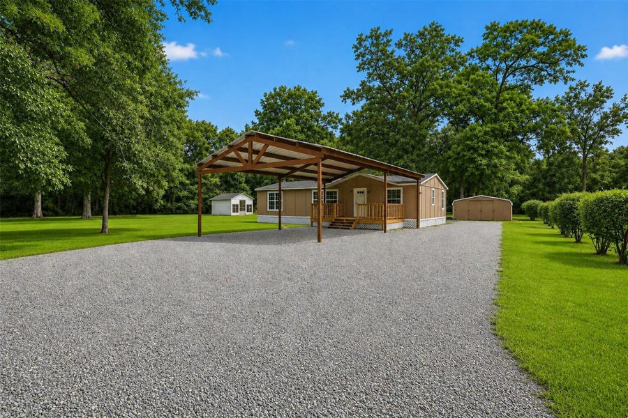 Property photo for 15648 S Tram Road, Splendora, TX