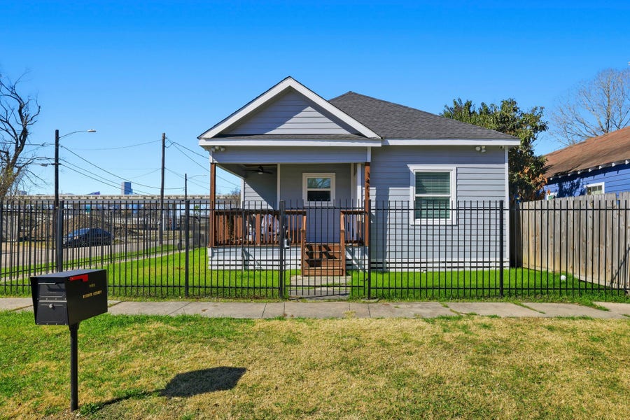 Property photo for 1401 Sydnor Street, Houston, TX