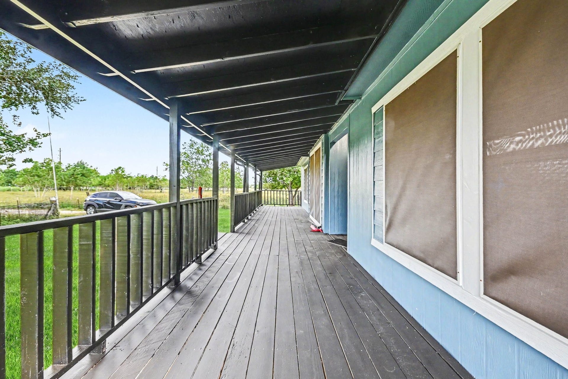 2925 FM 2917, Alvin, TX 77511 Bring the rockers to this extended front porch