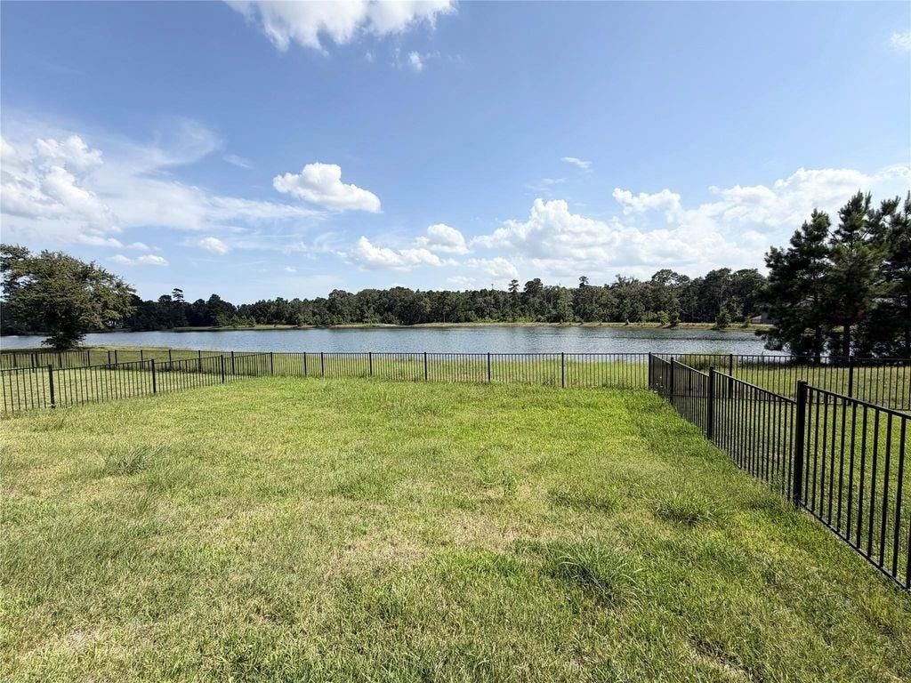 16072 Tallis Drive, Conroe, TX 77303 16072 Tallis Drive, Conroe, TX 77303