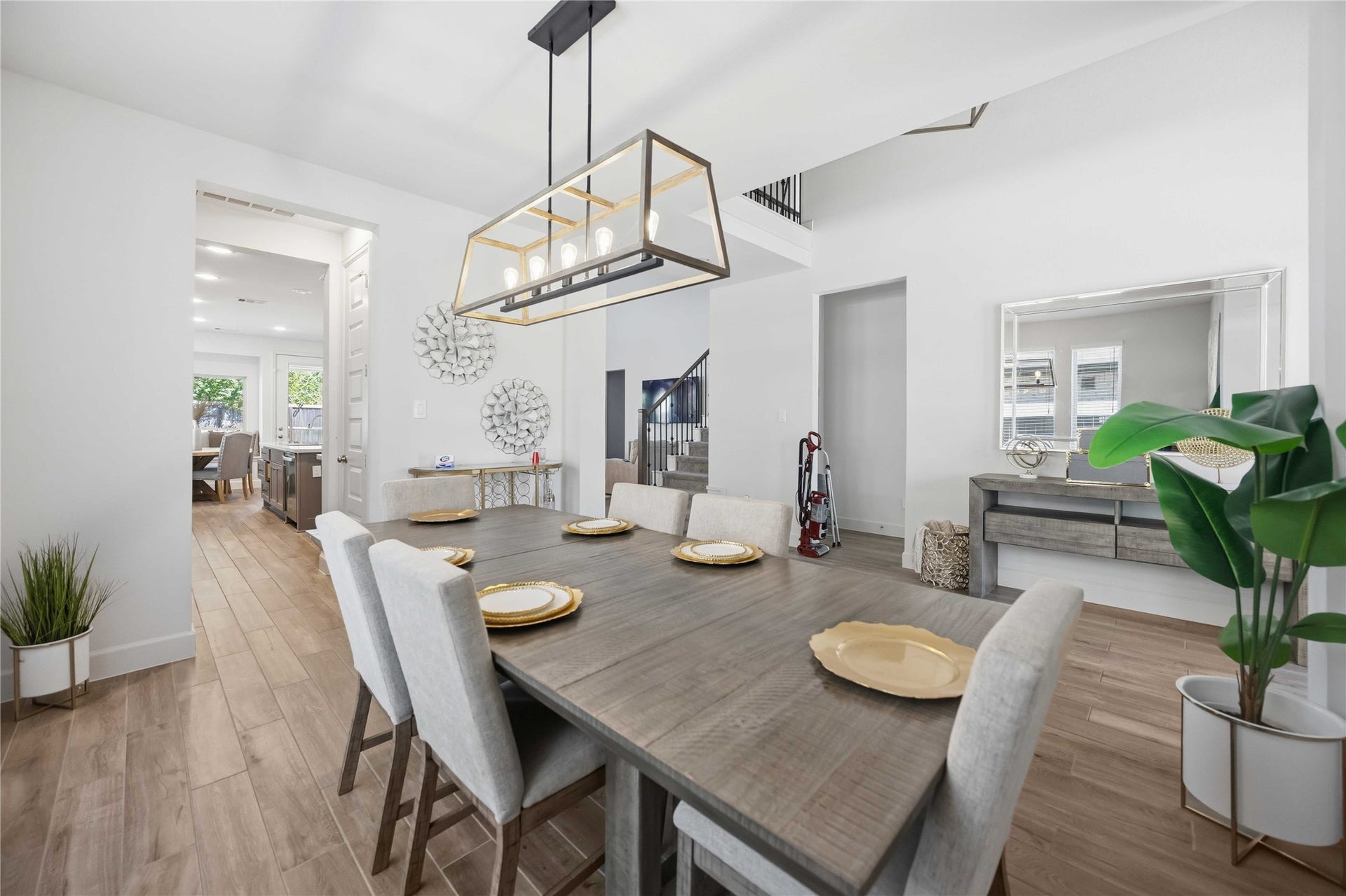 dining room 2