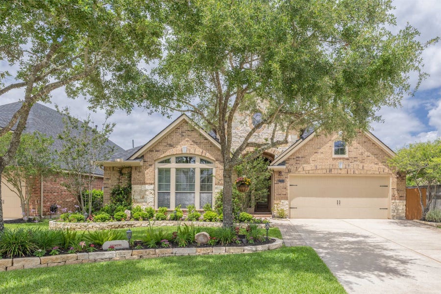 Property photo for 27918 Barberry Banks Lane, Fulshear, TX