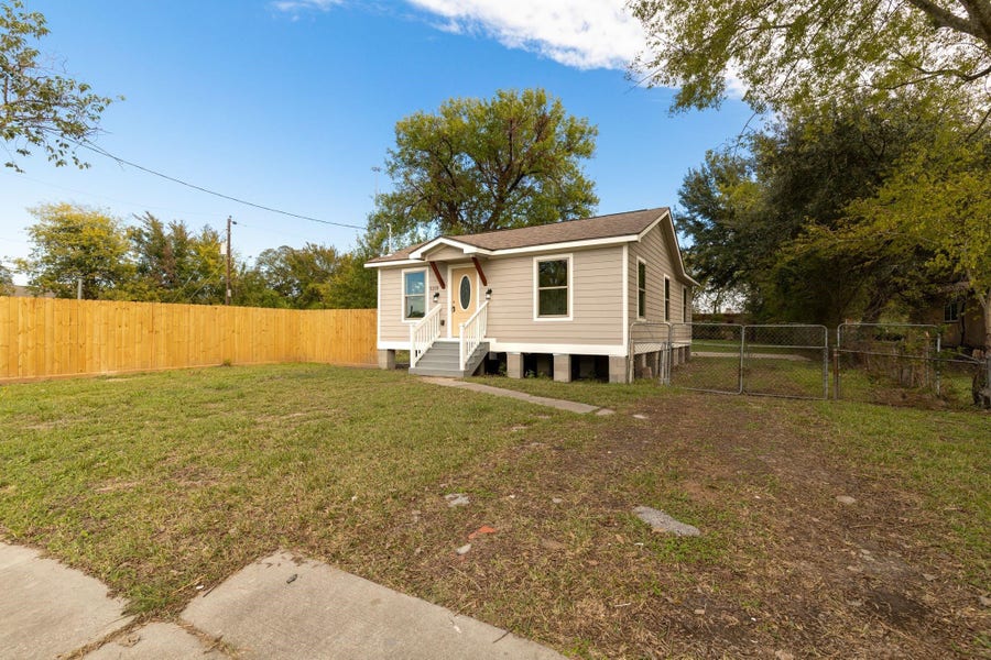 Property photo for 5210 Pickfair Street, Houston, TX