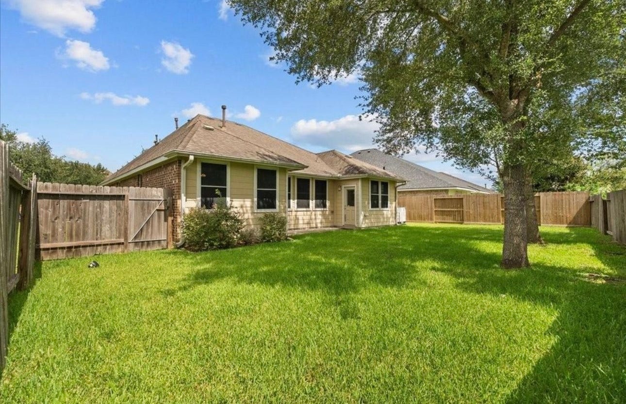 621 Rocky Hollow Lane, League City, TX 77573 621 Rocky Hollow Lane, League City, TX 77573