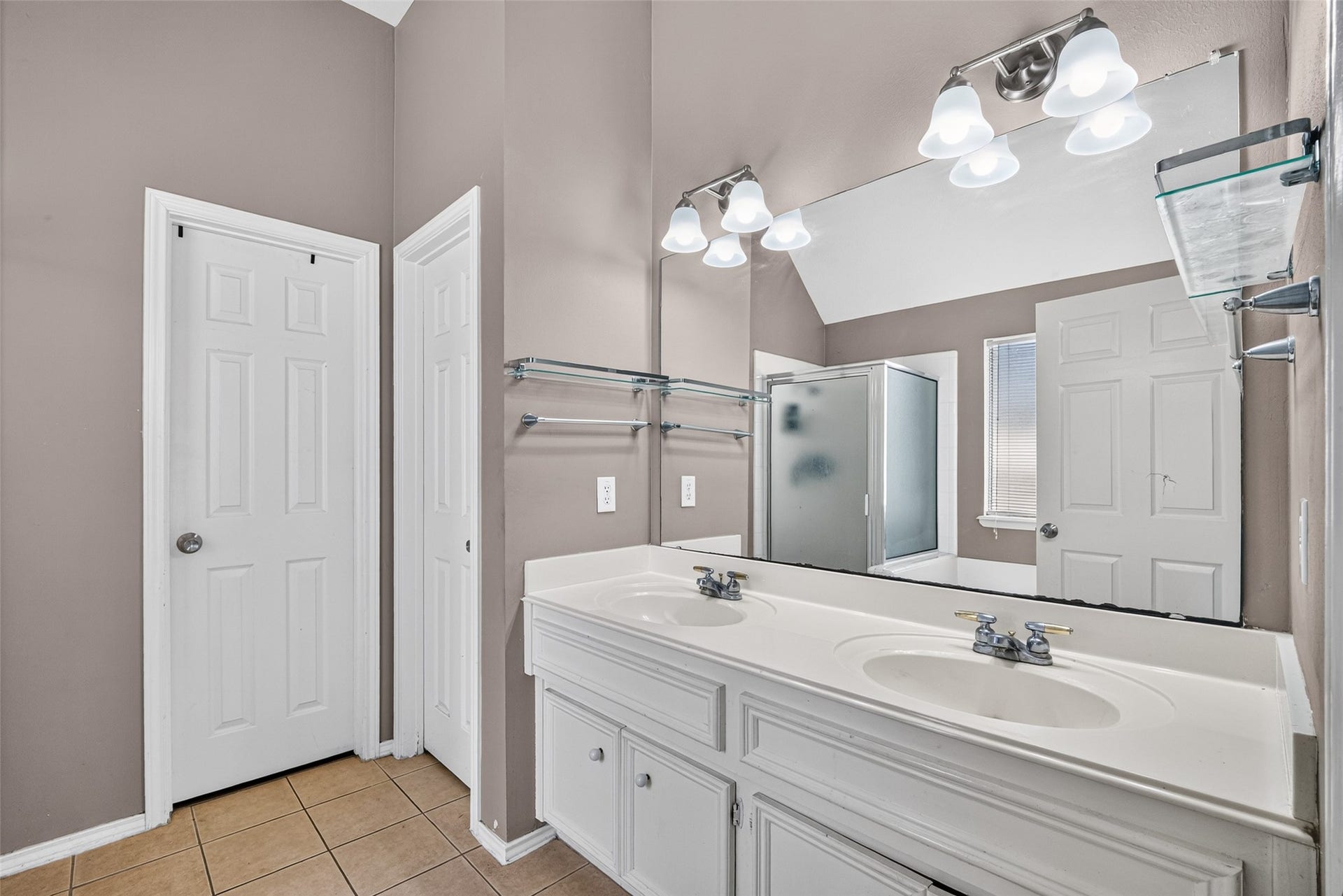 3907 Vinecrest Drive, Pearland, TX 77584 3907 Vinecrest Drive, Pearland, TX 77584