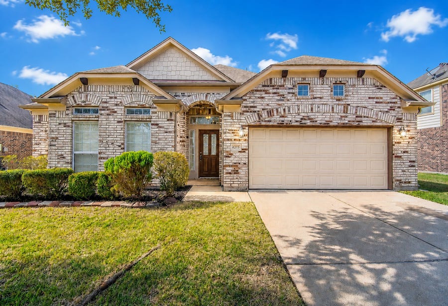 Property photo for 4215 Mill Oaks Drive, Houston, TX
