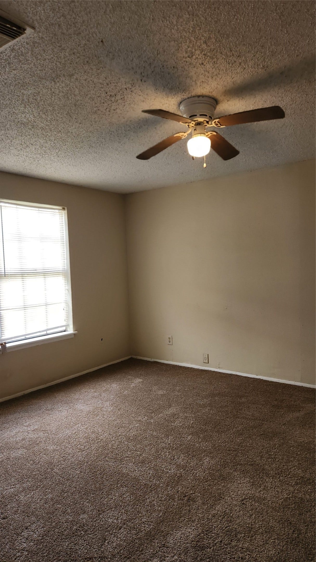 7102 Stewart Street, Hitchcock, TX 77563 2nd bedroom