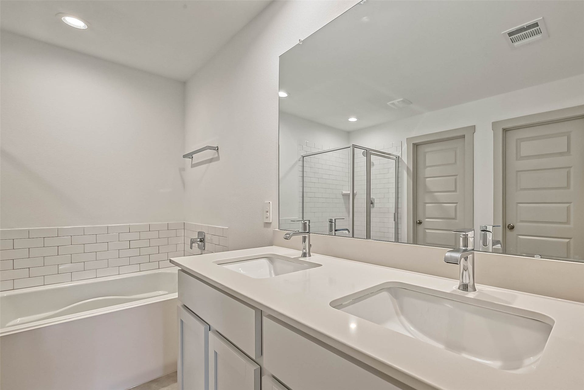 819 Dhalia Petal, Missouri City, TX 77459 819 Dhalia Petal, Missouri City, TX 77459