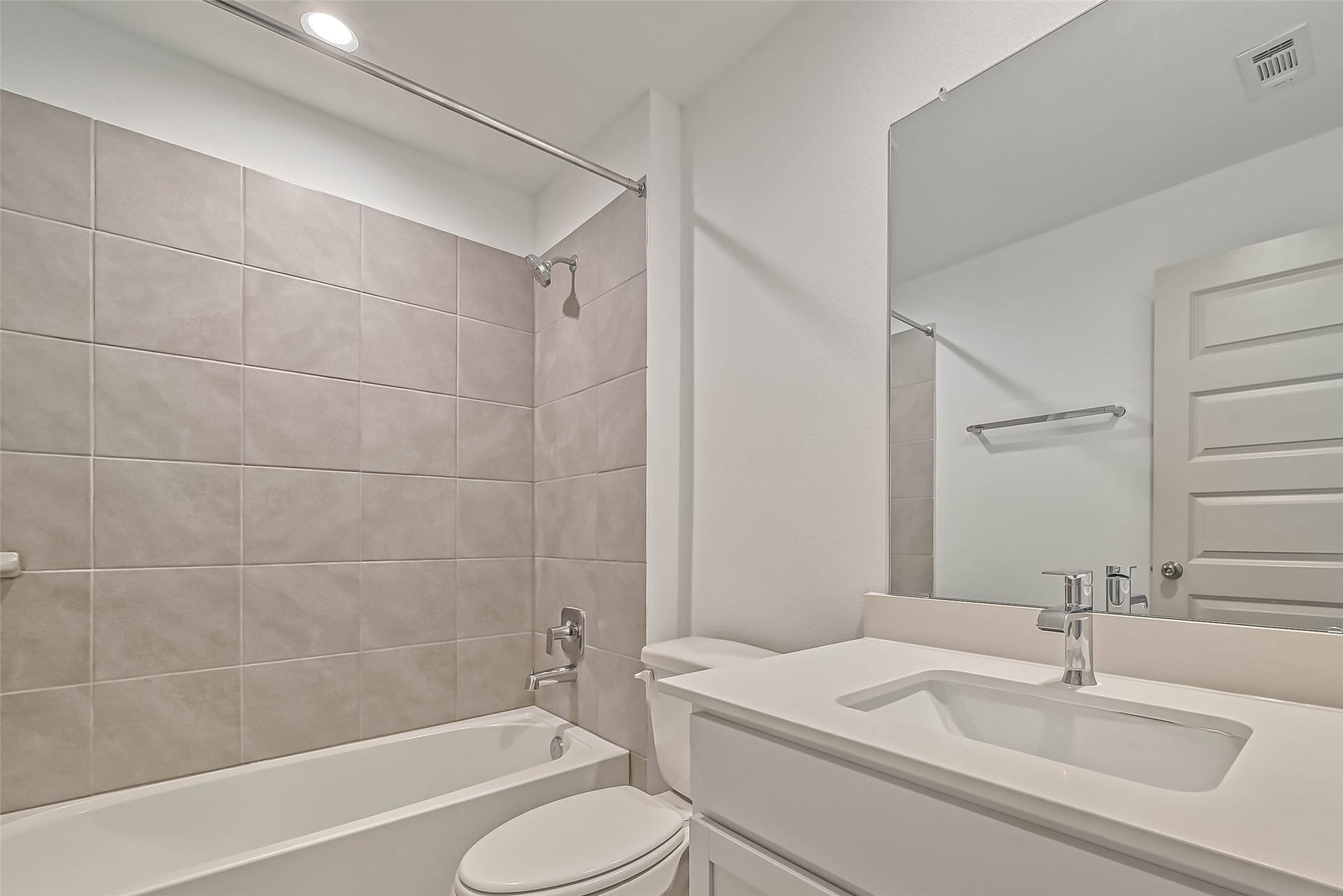 819 Dhalia Petal, Missouri City, TX 77459 819 Dhalia Petal, Missouri City, TX 77459