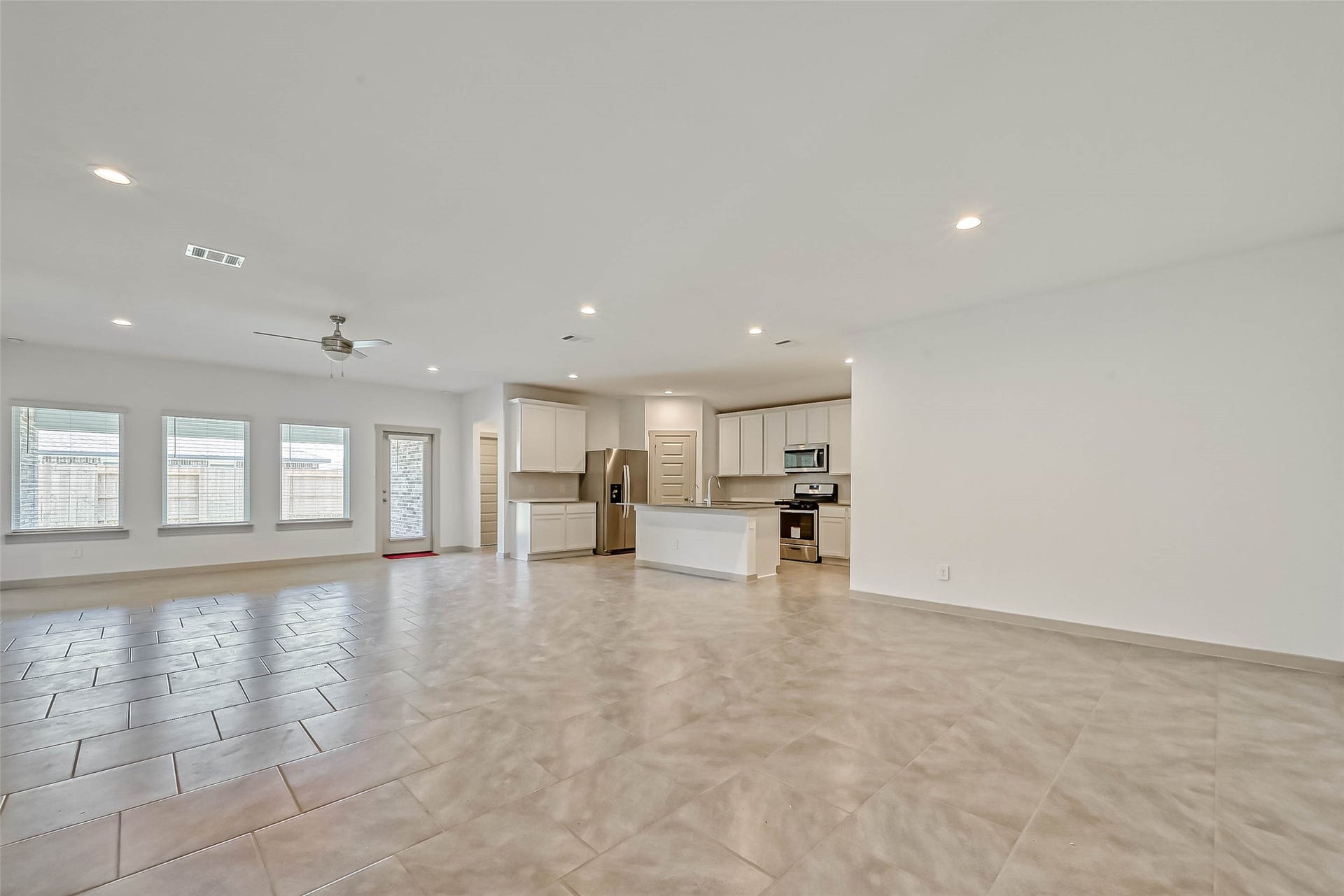 819 Dhalia Petal, Missouri City, TX 77459 819 Dhalia Petal, Missouri City, TX 77459