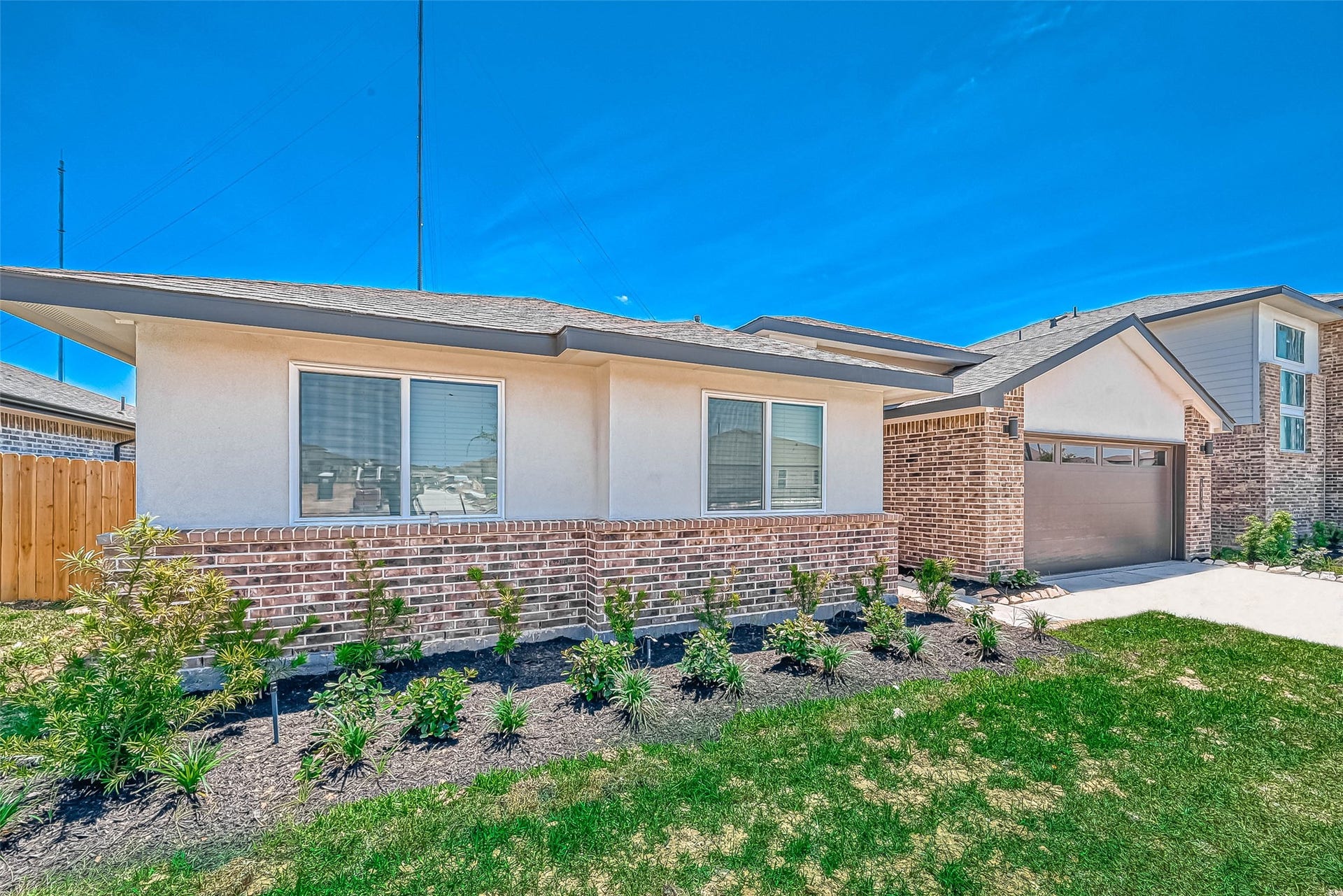 819 Dhalia Petal, Missouri City, TX 77459 819 Dhalia Petal, Missouri City, TX 77459