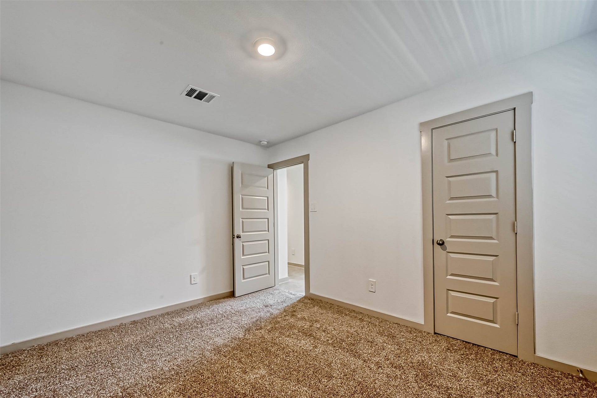 819 Dhalia Petal, Missouri City, TX 77459 819 Dhalia Petal, Missouri City, TX 77459