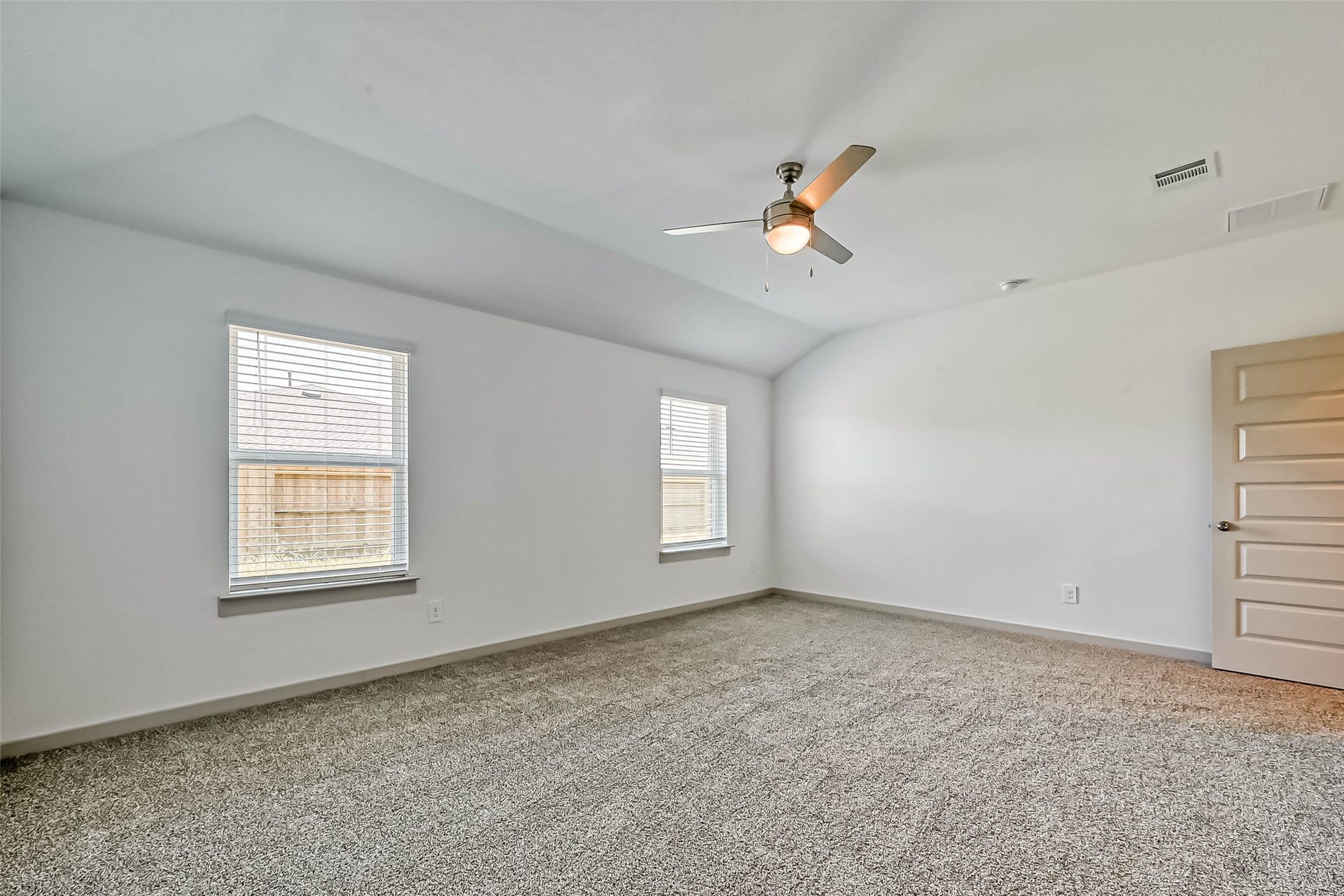 819 Dhalia Petal, Missouri City, TX 77459 819 Dhalia Petal, Missouri City, TX 77459