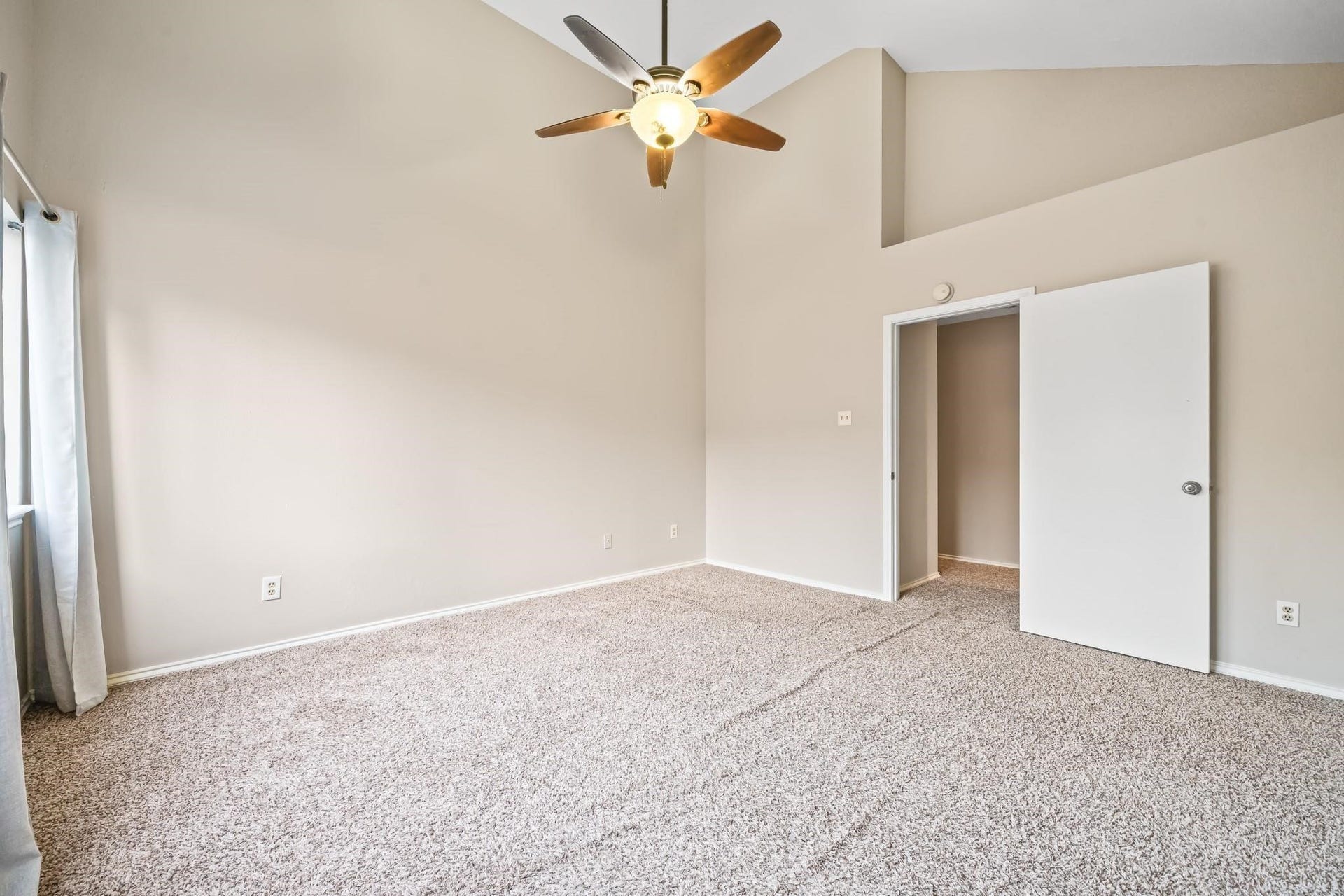 2023 Gentry side Drive, #204, Houston, TX 77077