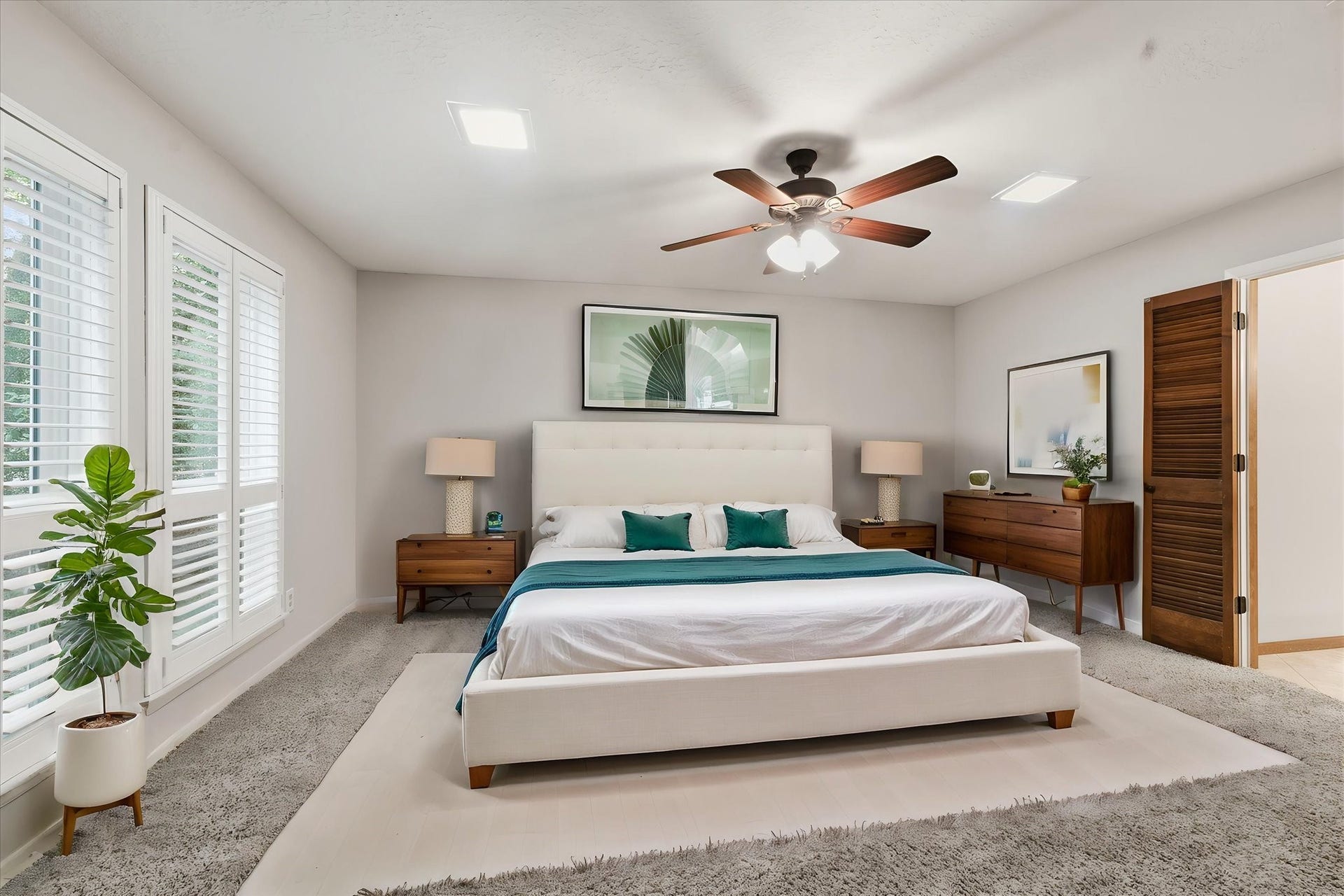 2 Rambling Wood Court, The Woodlands, TX 77380 Principal Bedroom