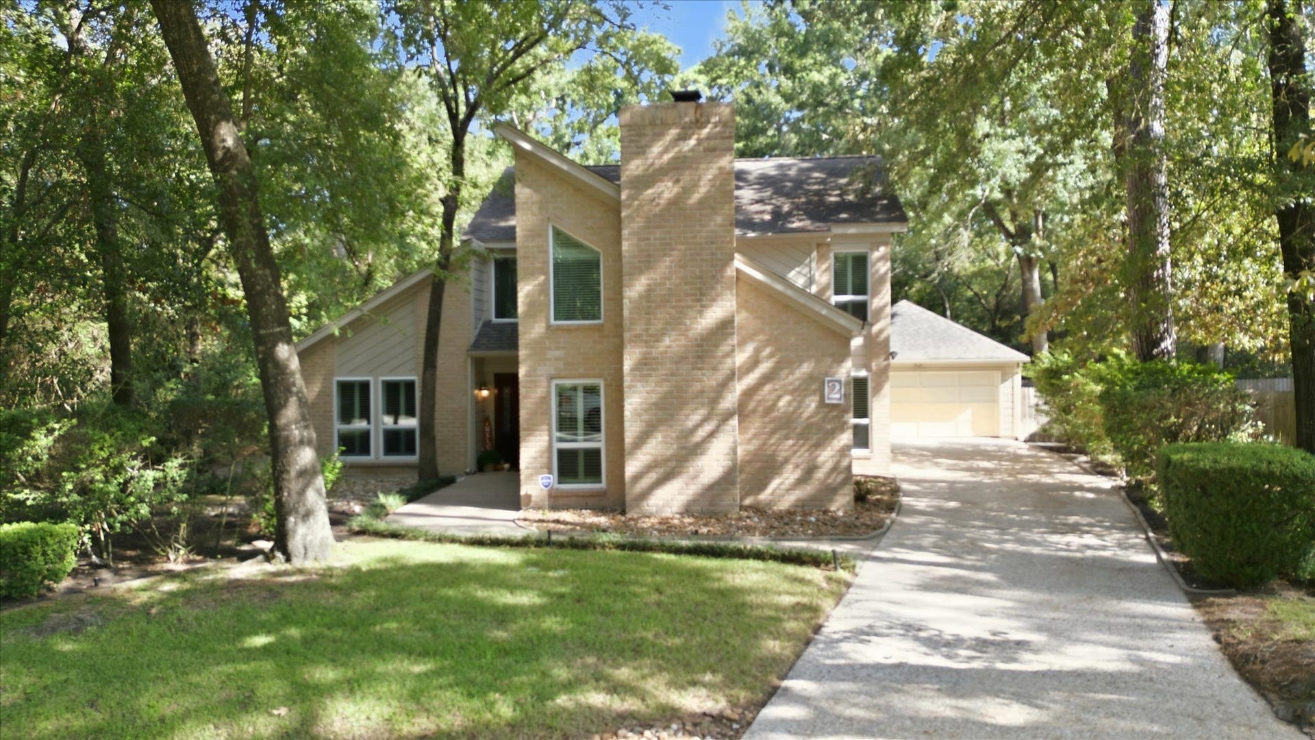 2 Rambling Wood Court, The Woodlands, TX 77380 2 Rambling Wood Court