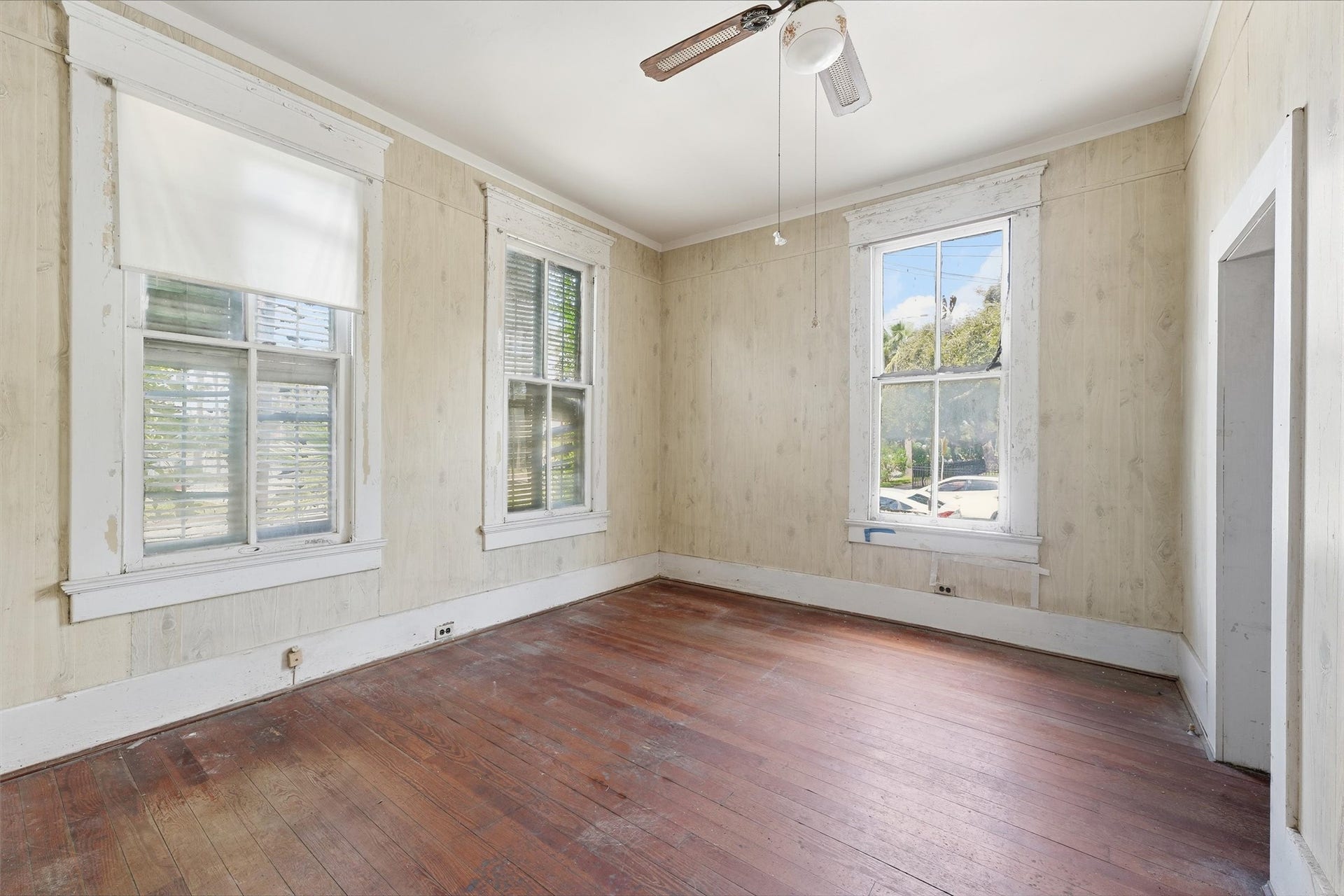 1702 Rosenberg Street, Galveston, TX 77550 1702 Rosenberg Street, Galveston, TX 77550