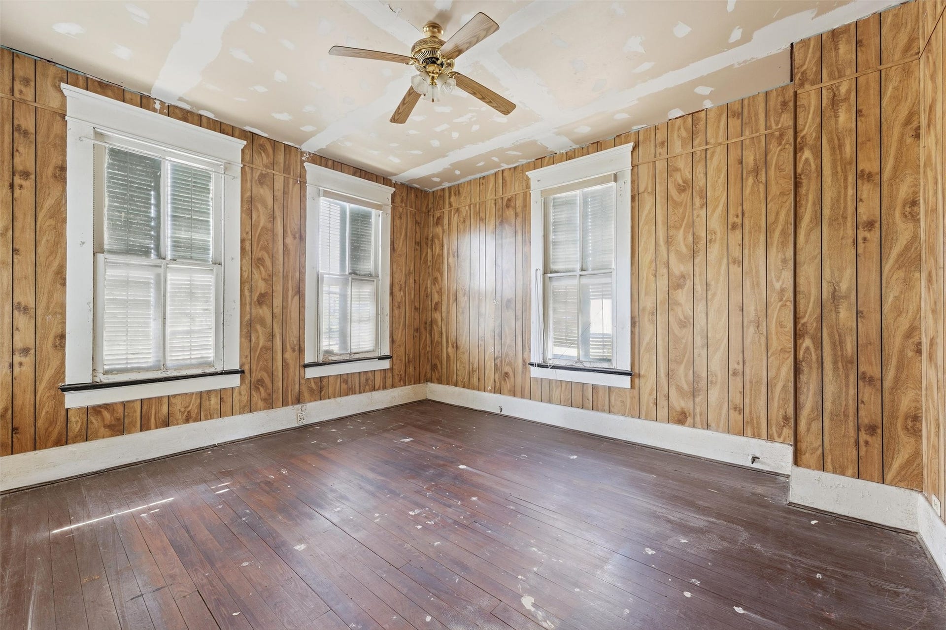1702 Rosenberg Street, Galveston, TX 77550 1702 Rosenberg Street, Galveston, TX 77550