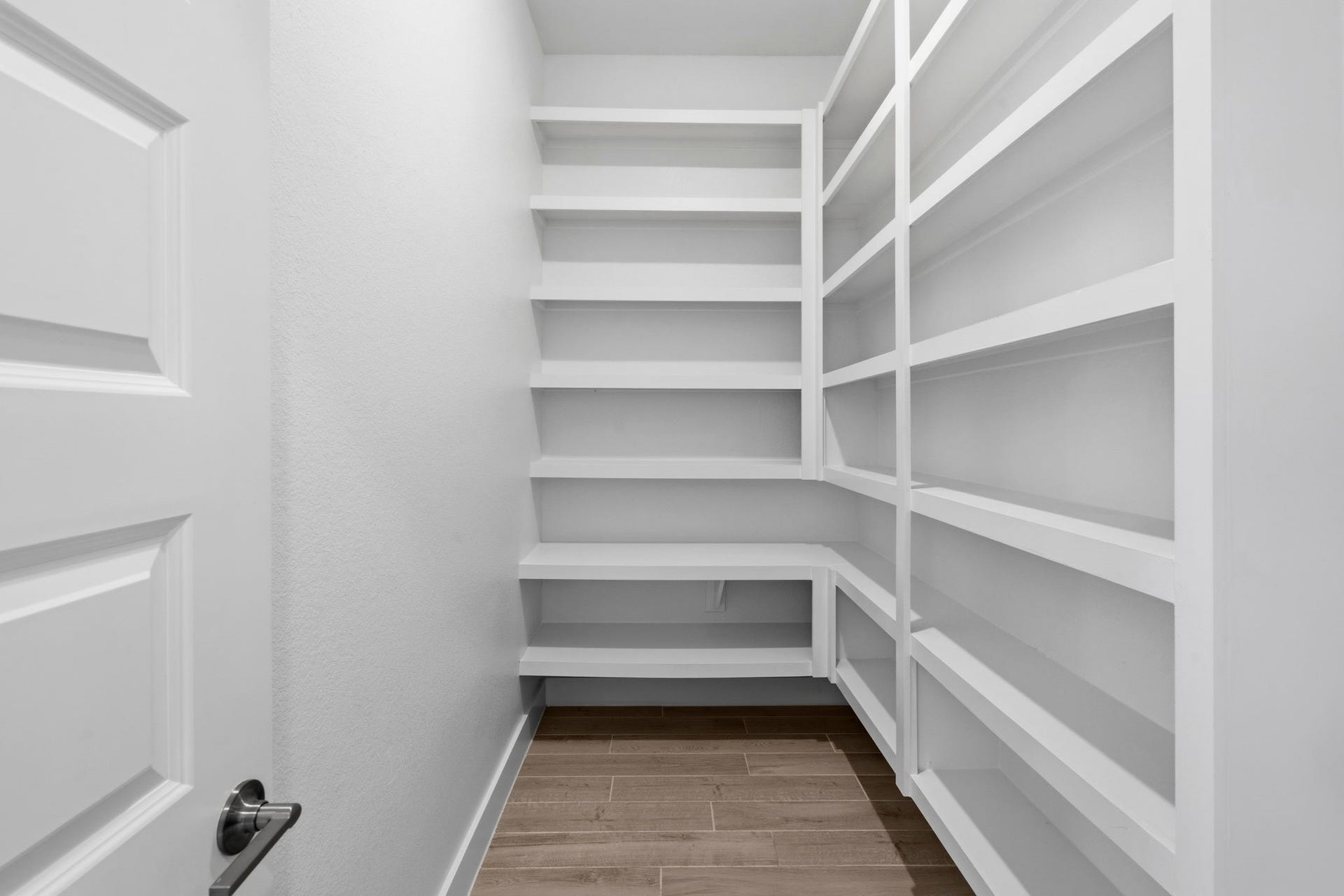 10315 Fountain Shore Drive, Missouri City, TX 77459 Pantry Room