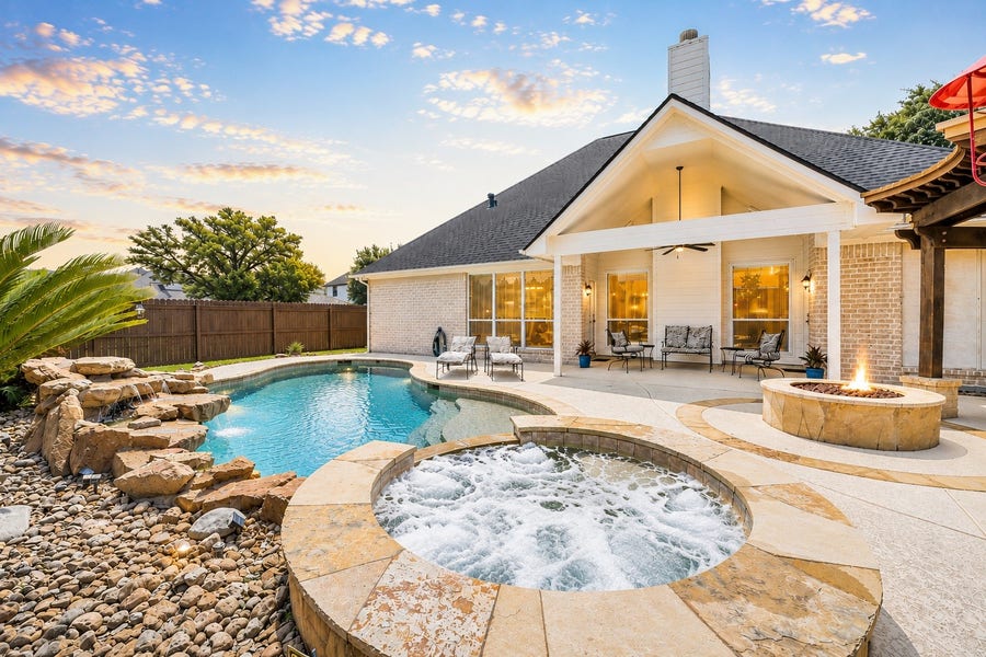 Property photo for 17412 Waterview Drive, Montgomery, TX