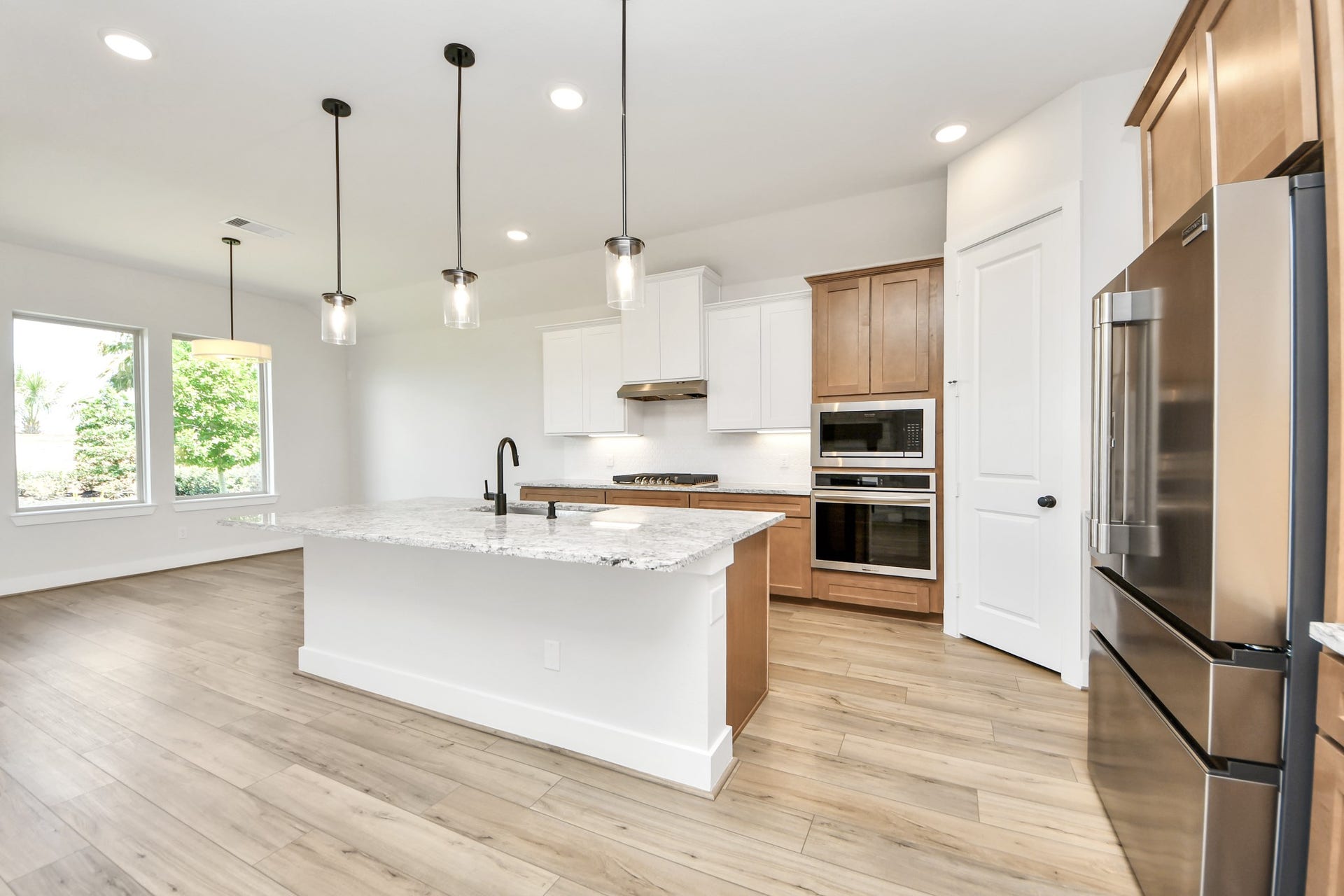 2920 Arbor Edge Crossing, Texas City, TX 77568 2920 Arbor Edge Crossing, Texas City, TX 77568