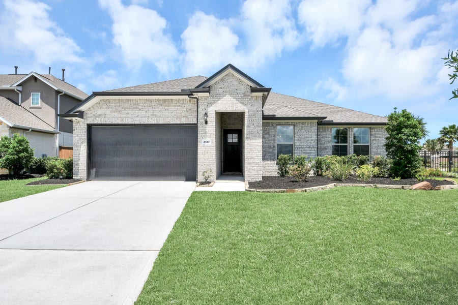 Property photo for 2920 Arbor Edge Crossing, Texas City, TX