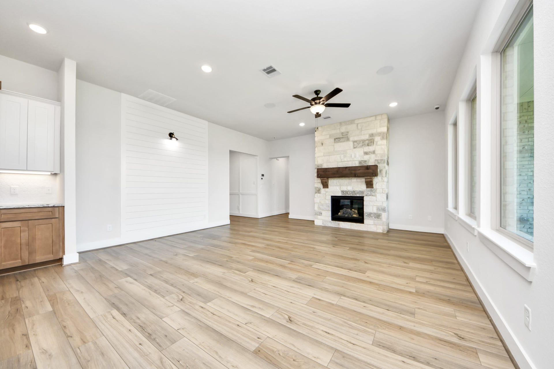 2920 Arbor Edge Crossing, Texas City, TX 77568 2920 Arbor Edge Crossing, Texas City, TX 77568