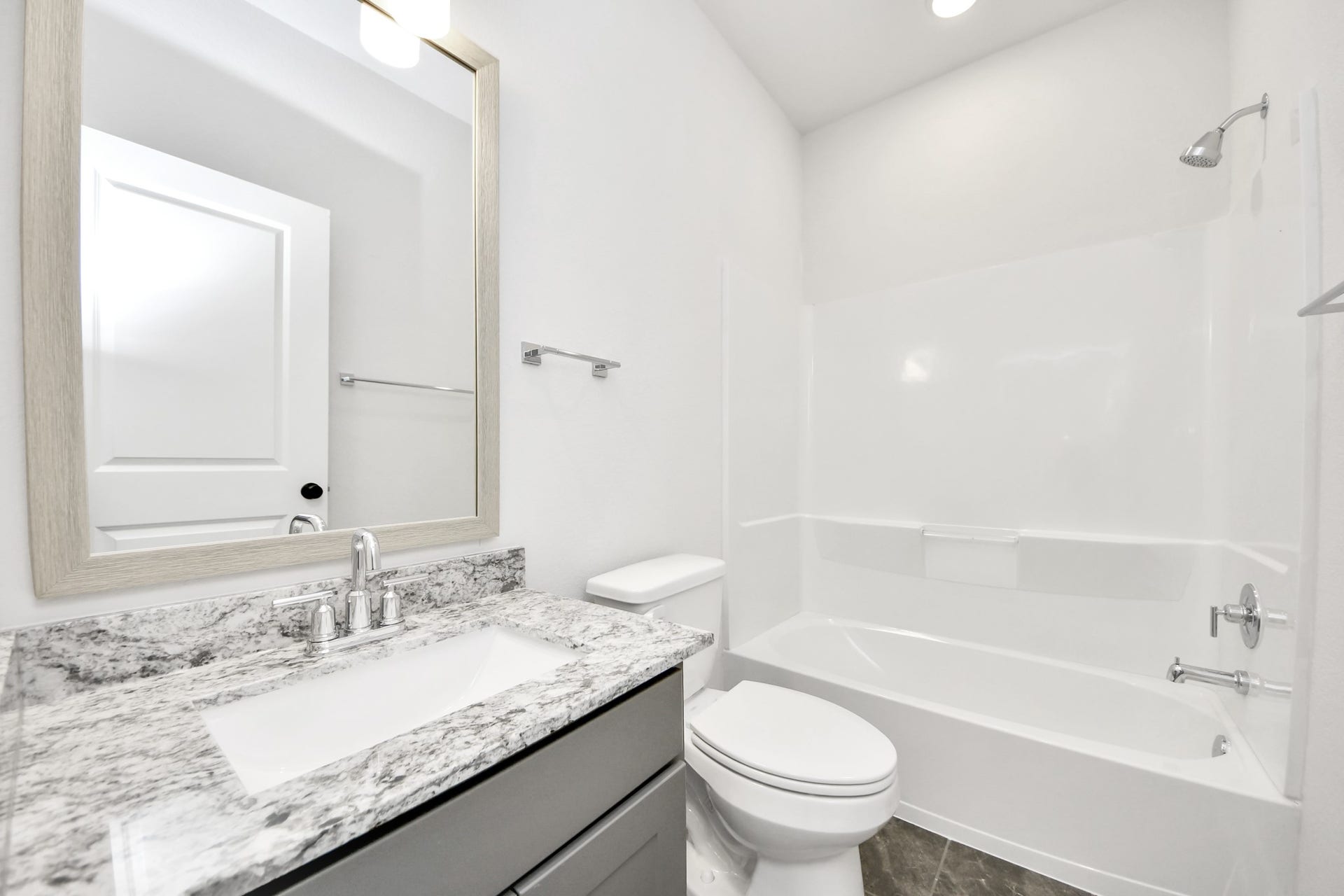 2920 Arbor Edge Crossing, Texas City, TX 77568 2920 Arbor Edge Crossing, Texas City, TX 77568