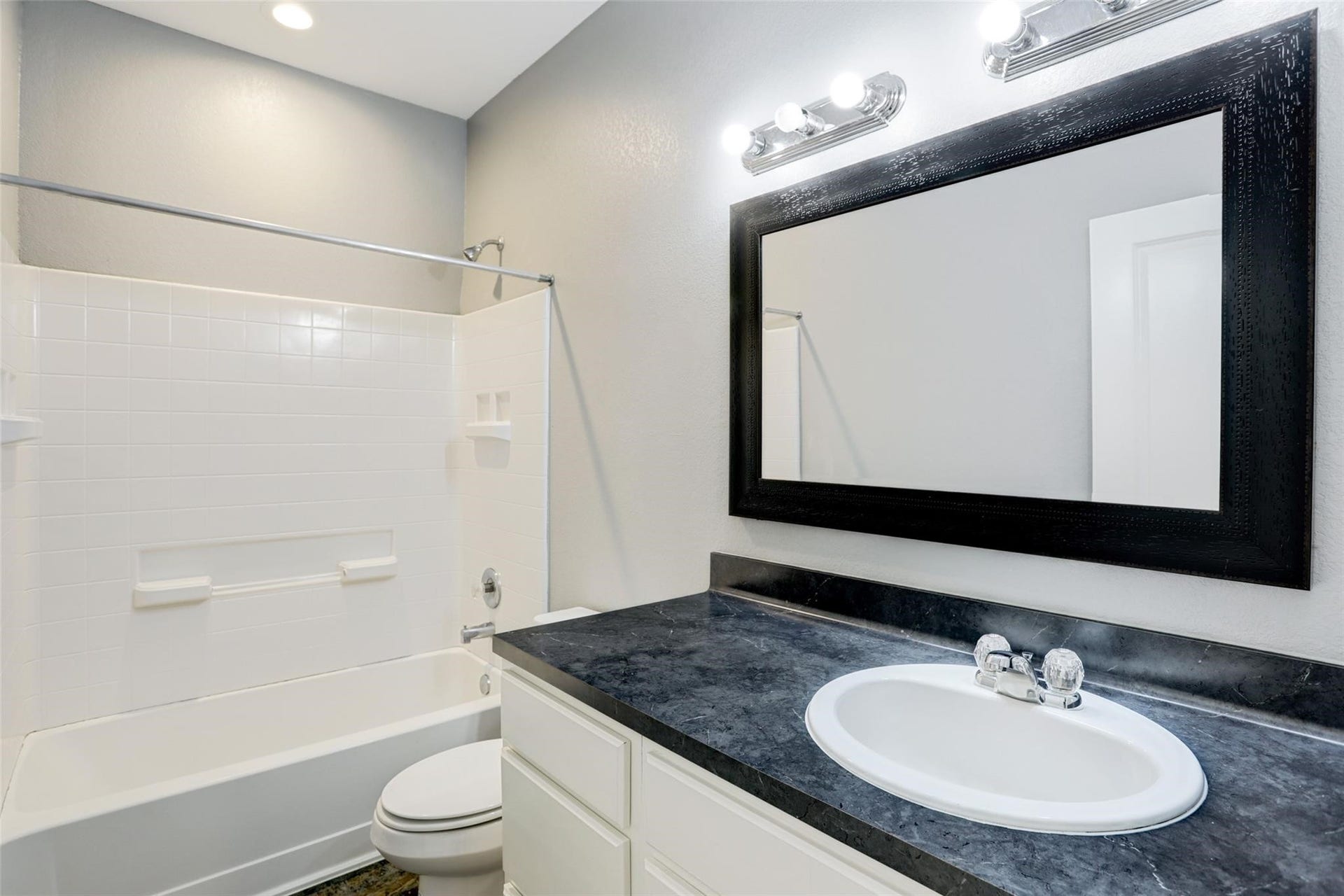 1610 W Willis, Alvin, TX 77511 1610 W Willis, Alvin, TX 77511