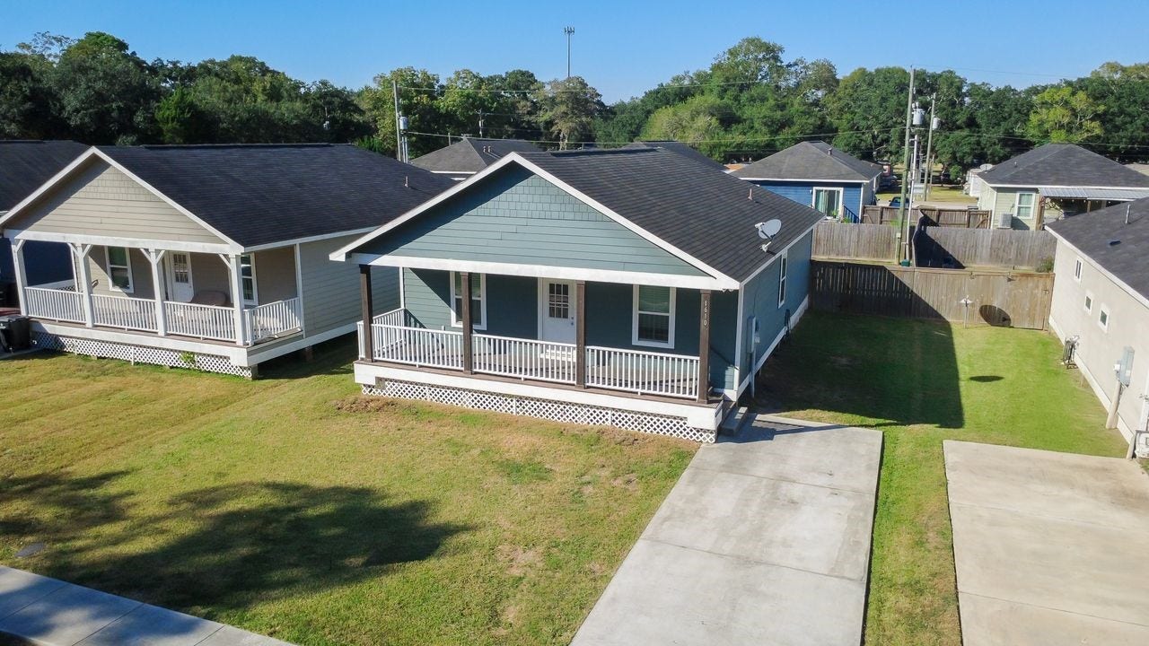 1610 W Willis, Alvin, TX 77511 1610 W Willis, Alvin, TX 77511
