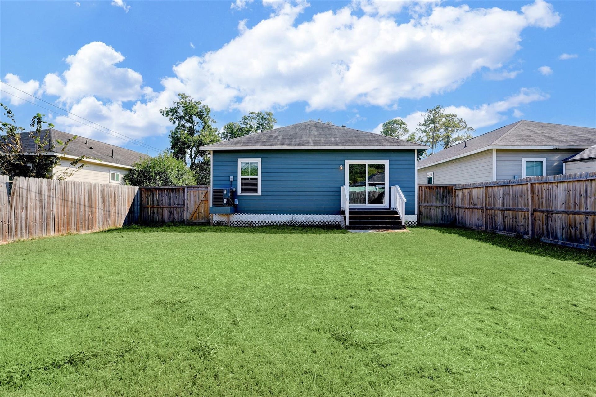 1610 W Willis, Alvin, TX 77511 1610 W Willis, Alvin, TX 77511