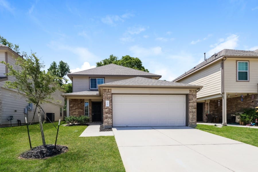 Property photo for 325 Shelby Meadow Drive, Willis, TX