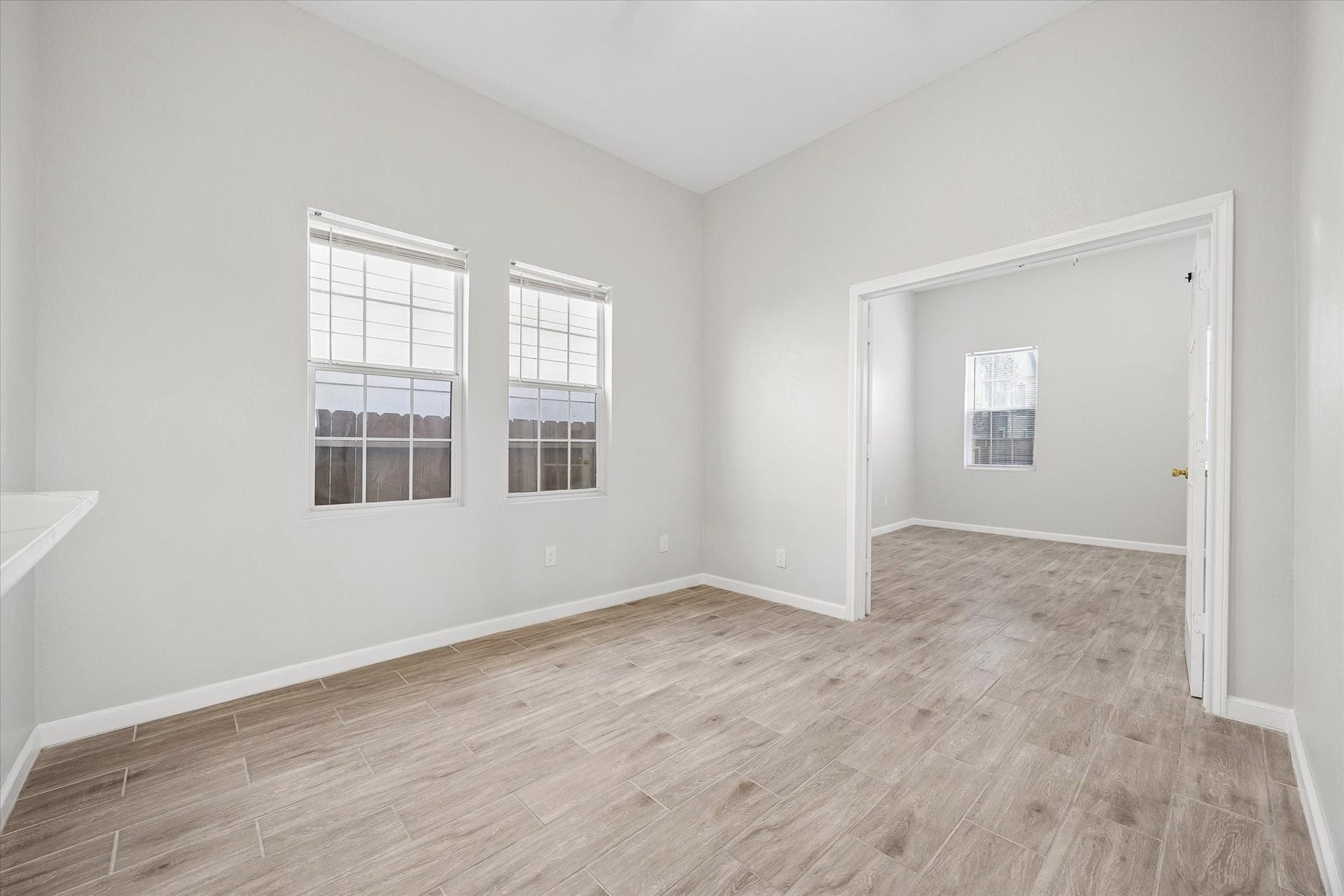 1815 South Street, Houston, TX 77009 Dining room