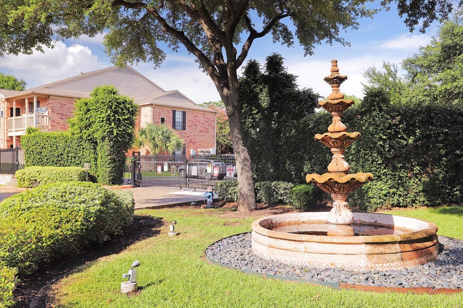 Property photo for 2255 Braeswood Park Drive, #137, Houston, TX