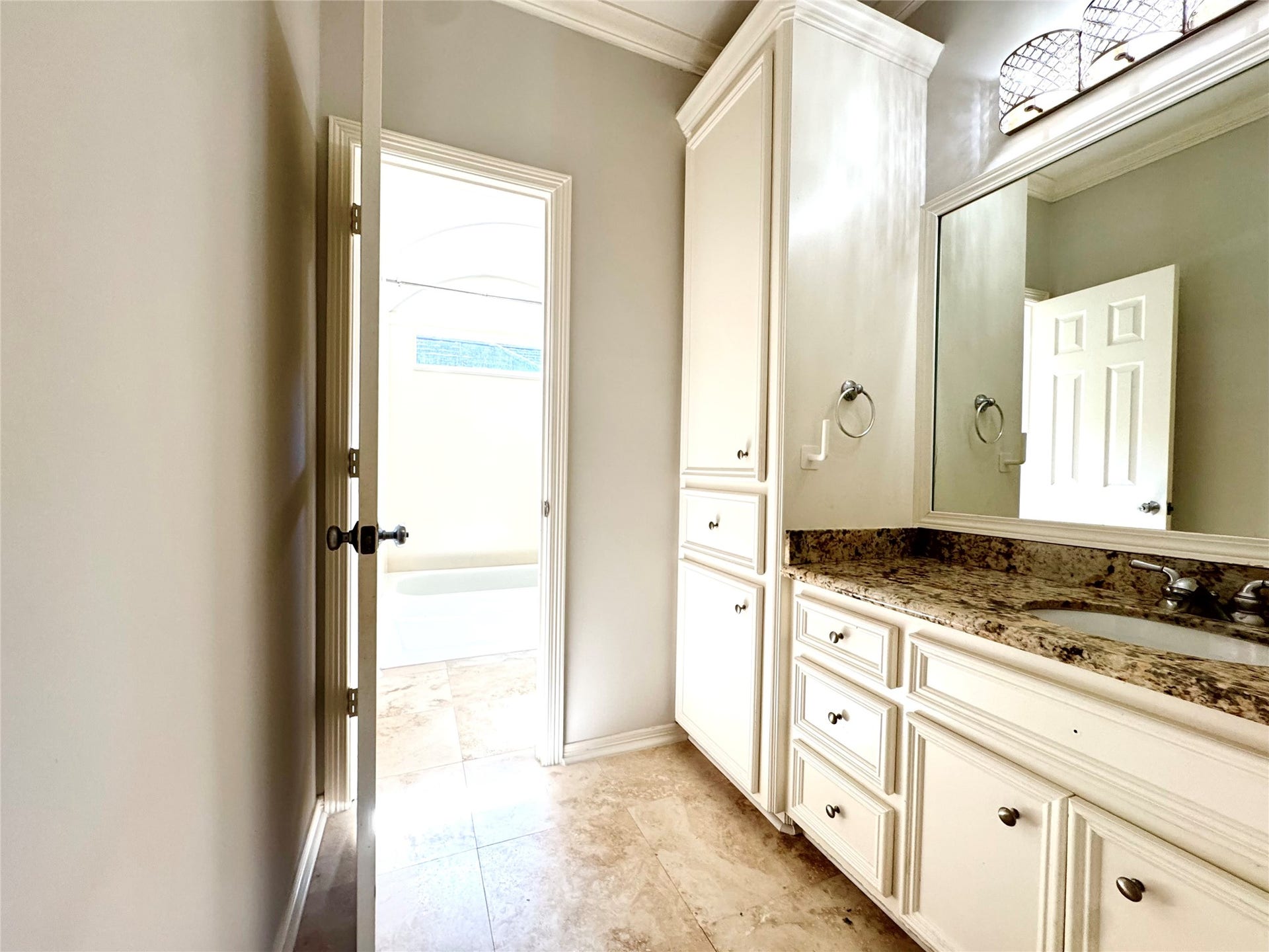 24 Saint Christopher Court, Sugar Land, TX 77479 24 Saint Christopher Court, Sugar Land, TX 77479