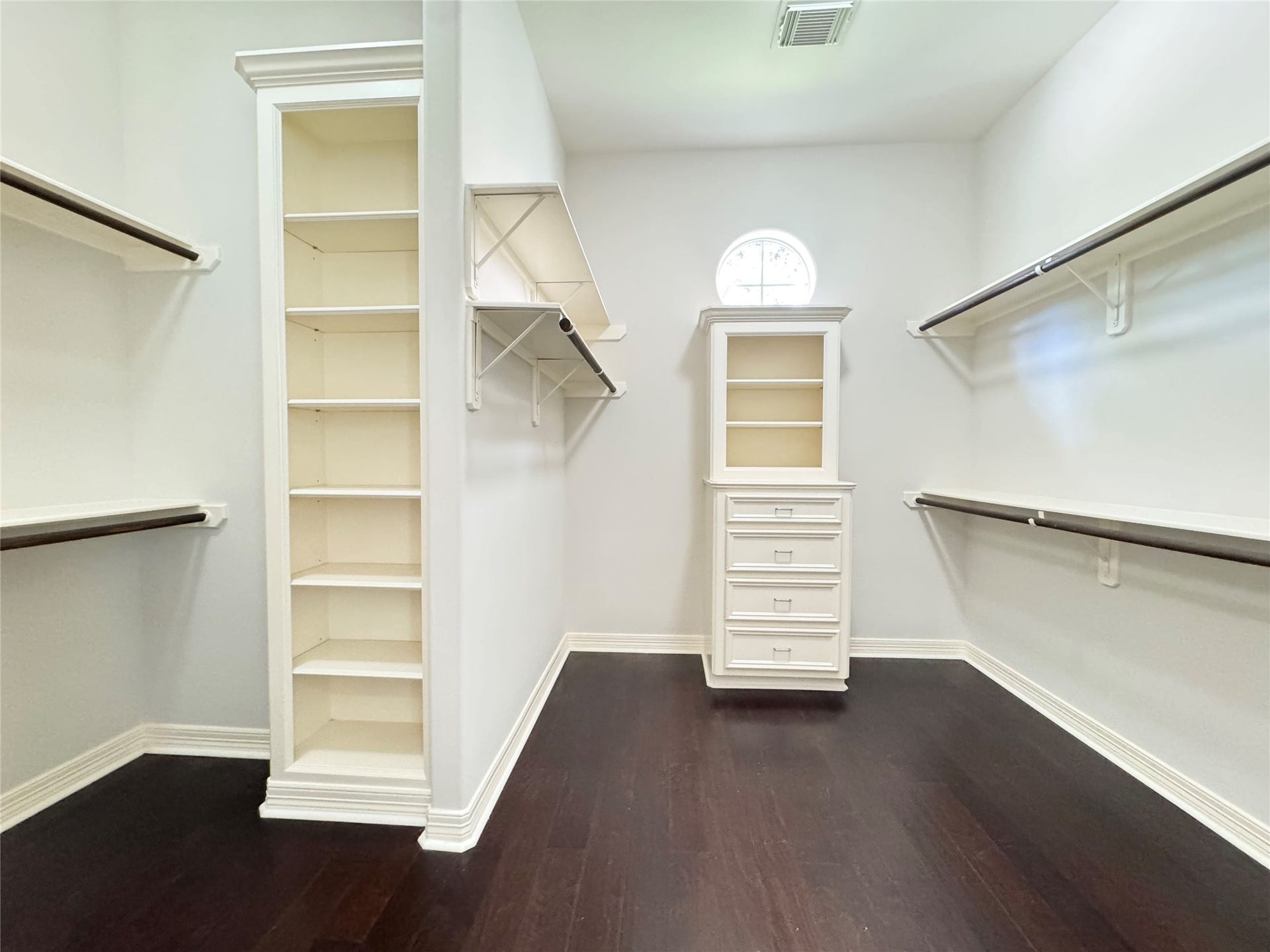 24 Saint Christopher Court, Sugar Land, TX 77479 24 Saint Christopher Court, Sugar Land, TX 77479
