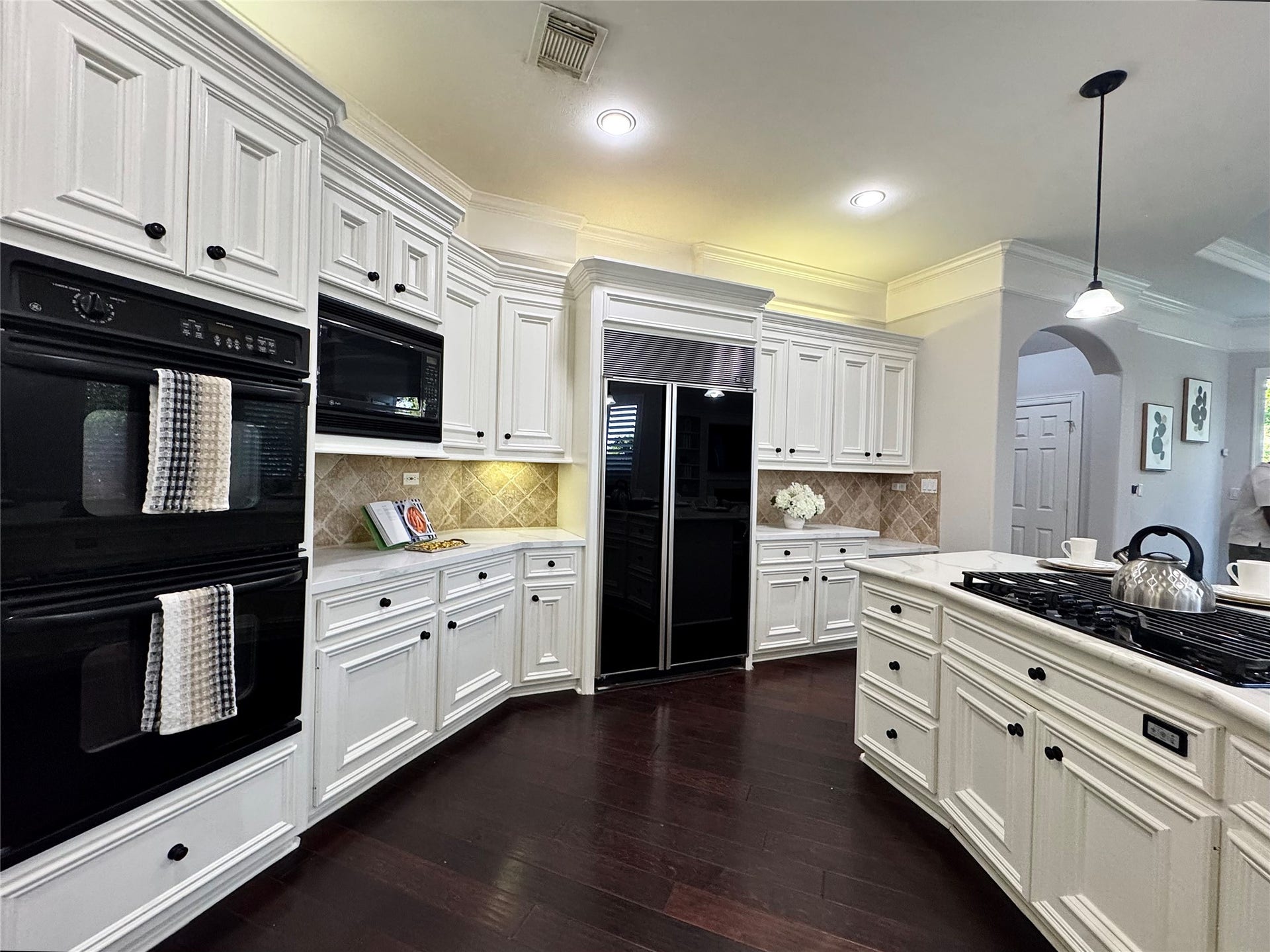 24 Saint Christopher Court, Sugar Land, TX 77479 24 Saint Christopher Court, Sugar Land, TX 77479