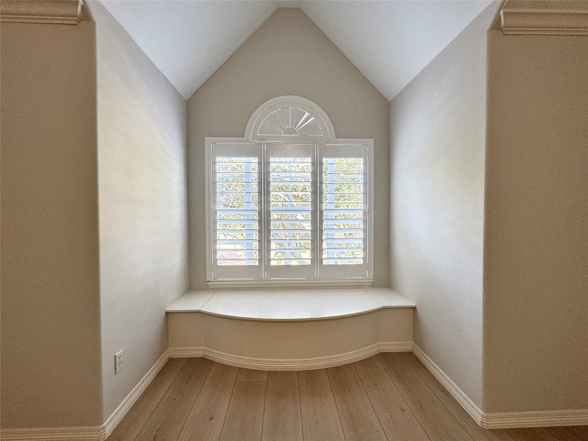 24 Saint Christopher Court, Sugar Land, TX 77479 24 Saint Christopher Court, Sugar Land, TX 77479