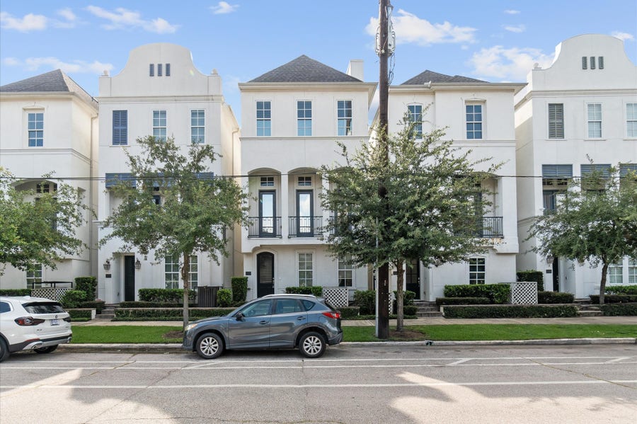 Property photo for 2326 Hutchins Street, Houston, TX