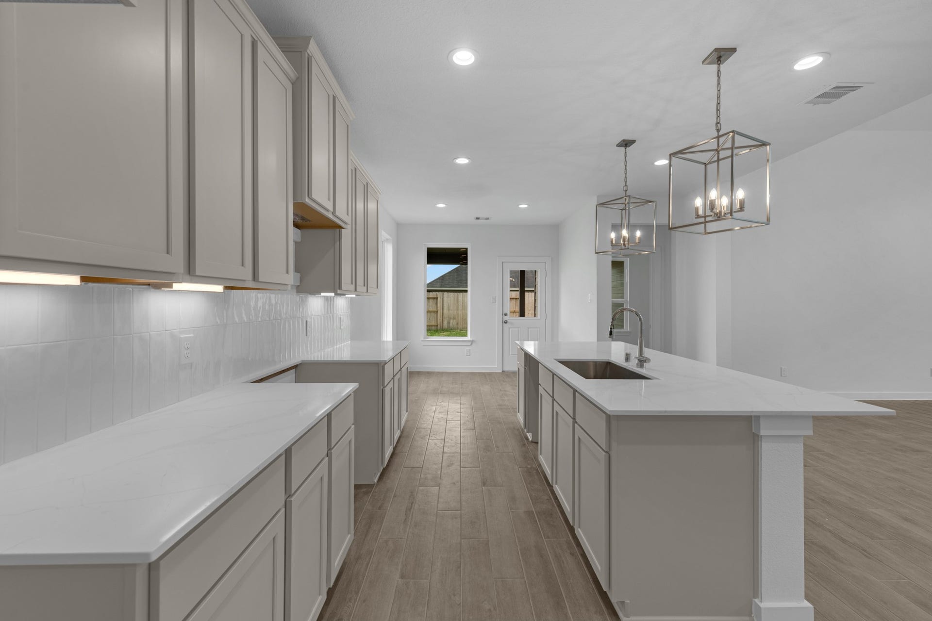 3043 Everwood Trail, Rosenberg, TX 77471
