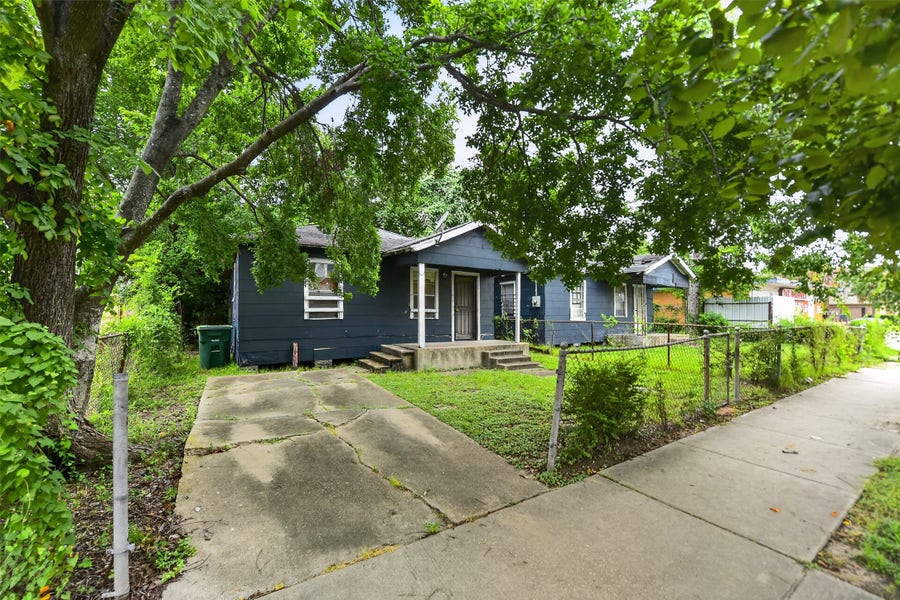 Property photo for 1415 Gregg Street, Houston, TX