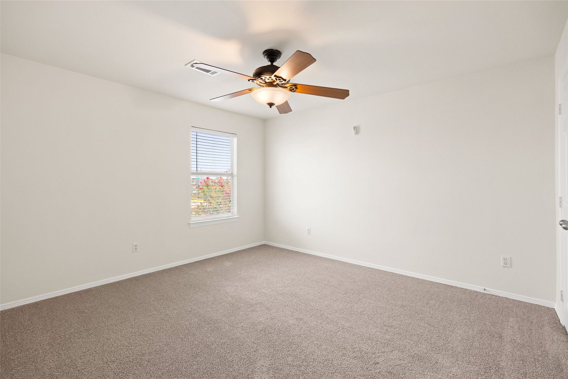 5213 Bailey Lane, Alvin, TX 77511 5213 Bailey Lane, Alvin, TX 77511