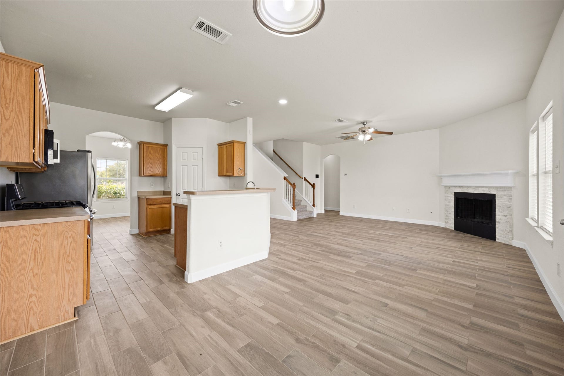 5213 Bailey Lane, Alvin, TX 77511 5213 Bailey Lane, Alvin, TX 77511