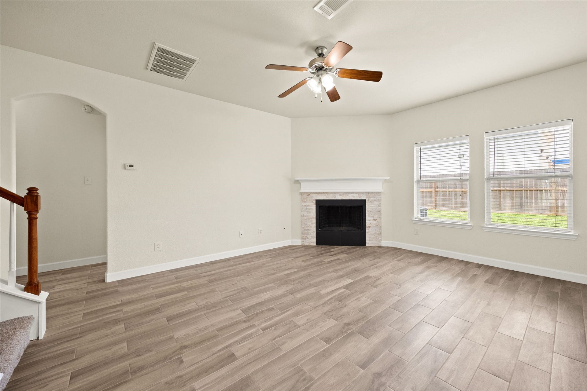 5213 Bailey Lane, Alvin, TX 77511 5213 Bailey Lane, Alvin, TX 77511