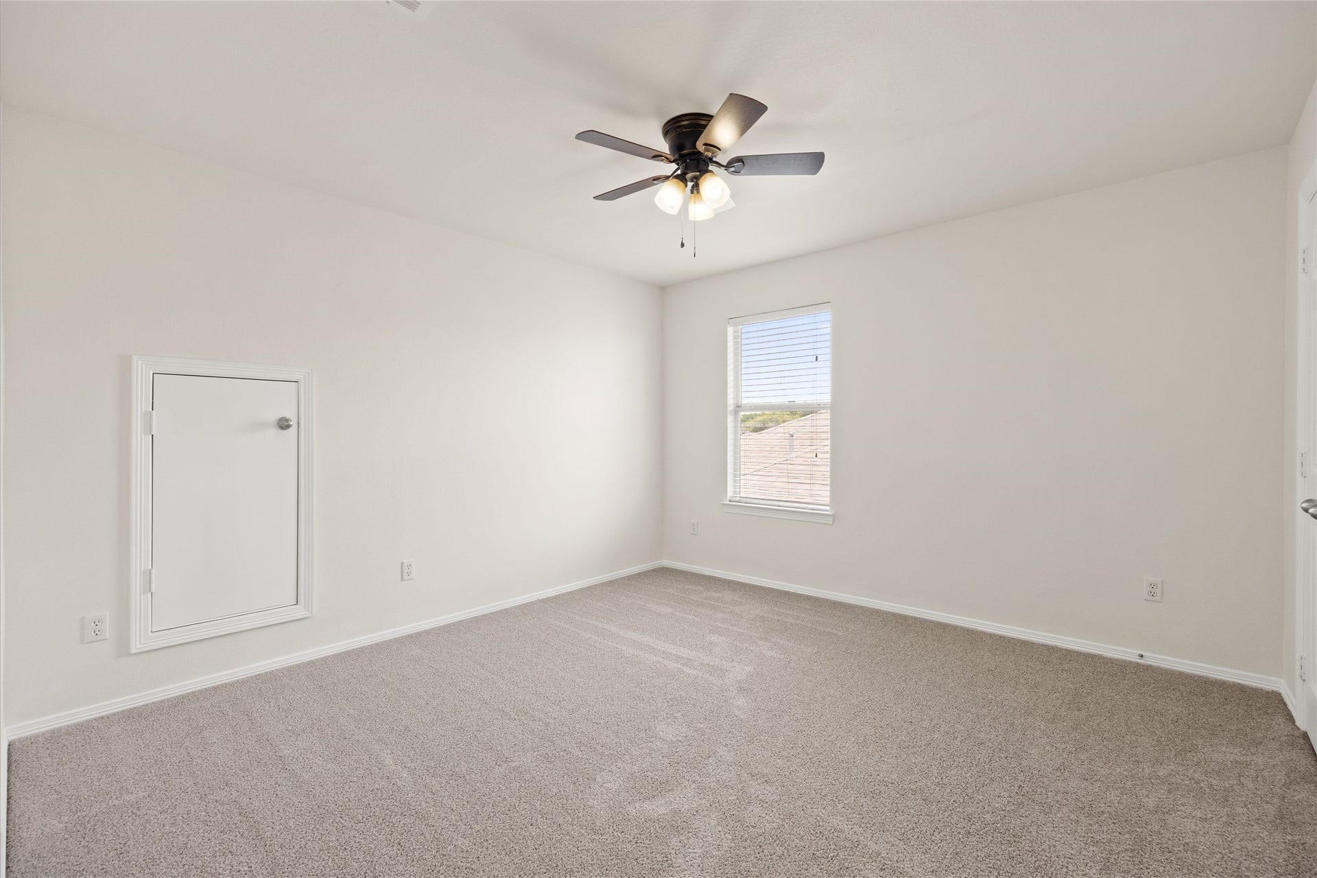 5213 Bailey Lane, Alvin, TX 77511 5213 Bailey Lane, Alvin, TX 77511