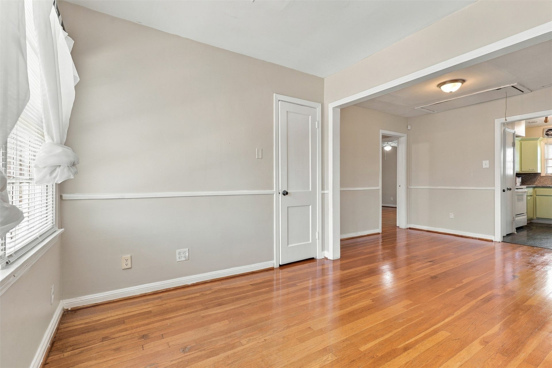 4505 Larch Lane, #B, Bellaire, TX 77401