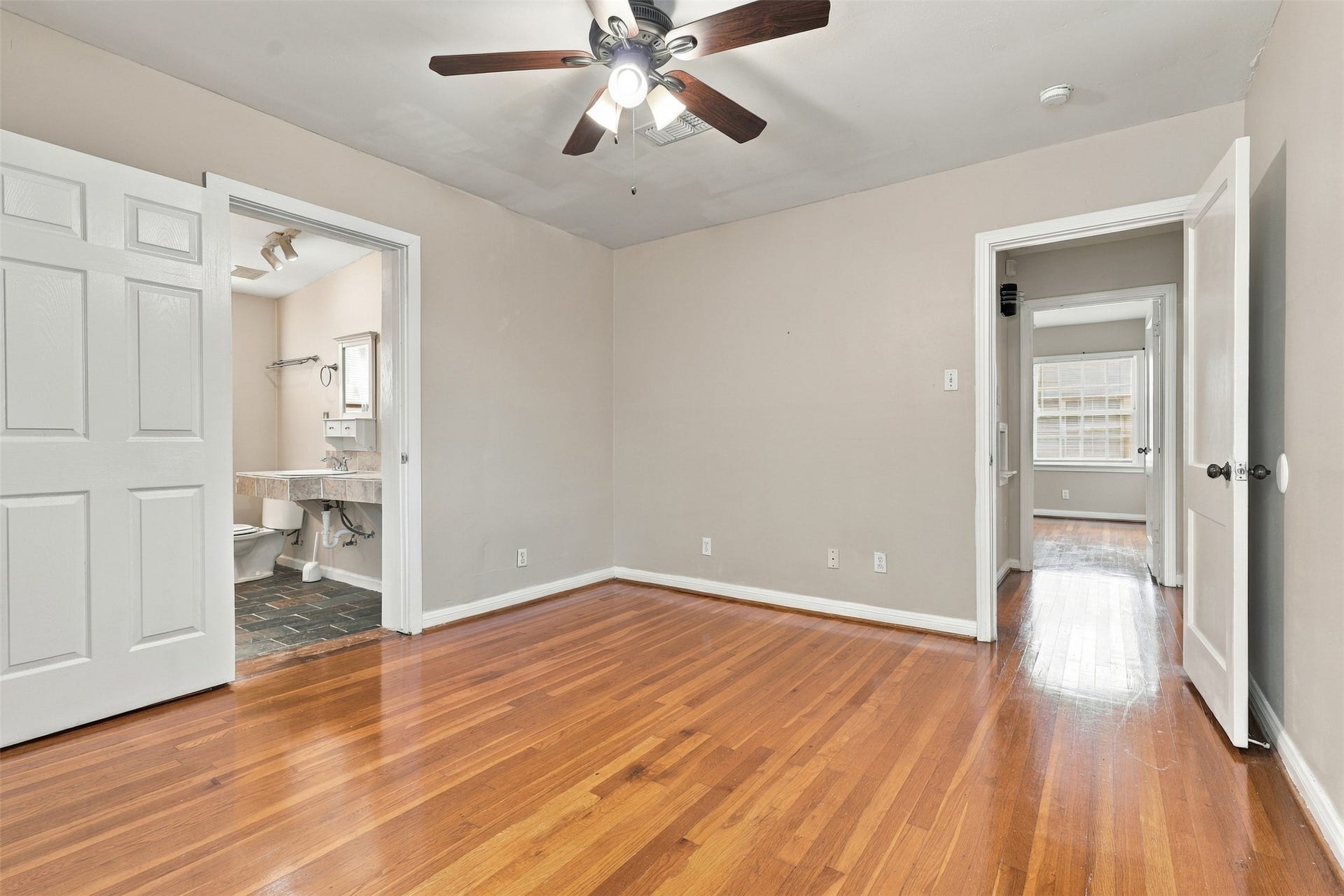 4505 Larch Lane, #B, Bellaire, TX 77401