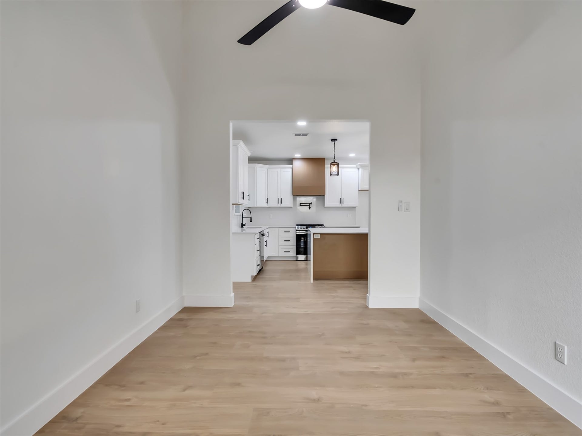 3035 PECAN POINT DR, Sugar Land, TX 77478 3035 PECAN POINT DR, Sugar Land, TX 77478